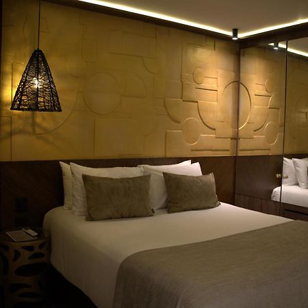 Golden Valley Hotel Medellin Bagian luar foto